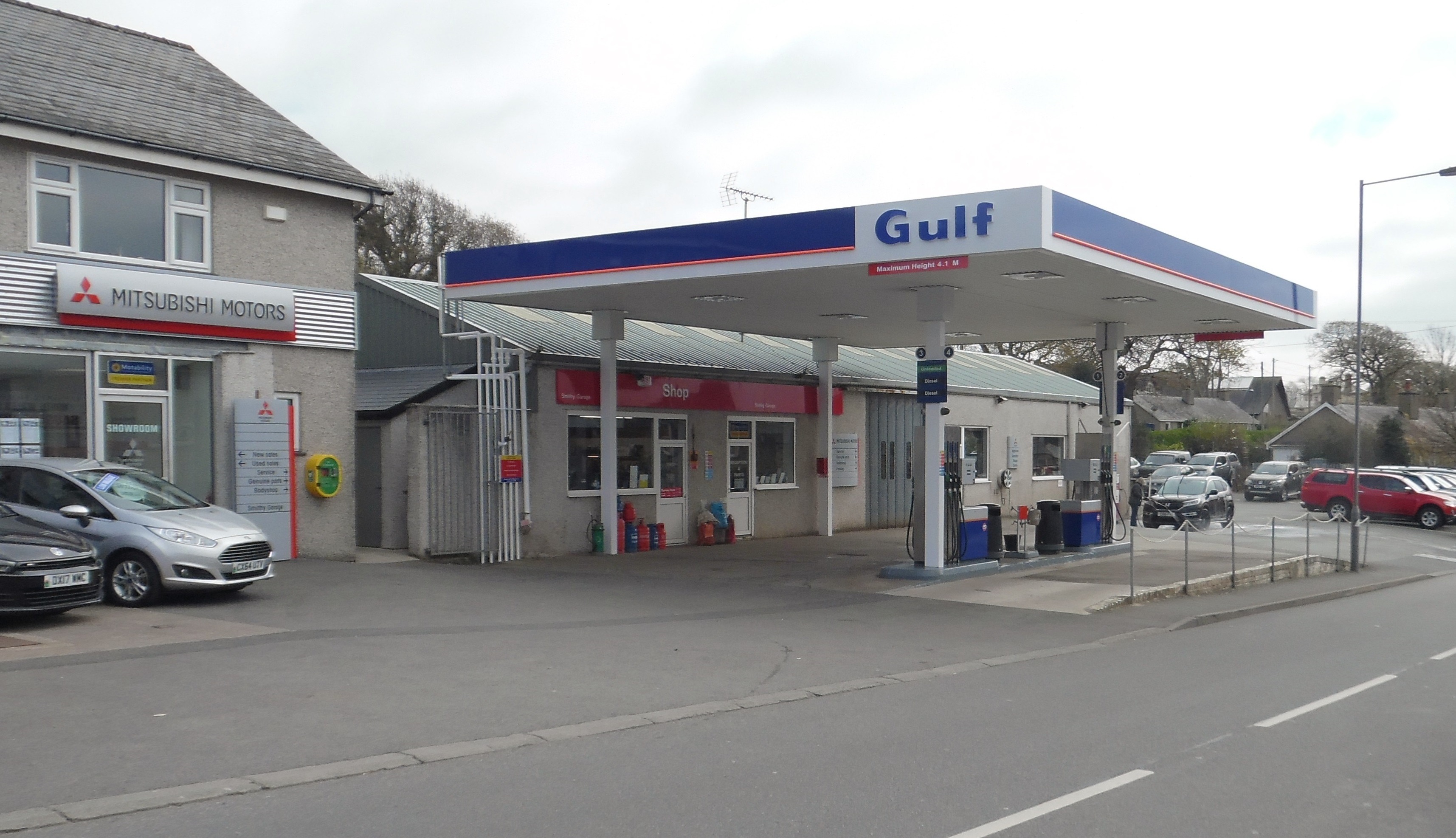 Petrol Station Opening Hours Smithy Garage Dyffryn Ardudwy Gwynedd